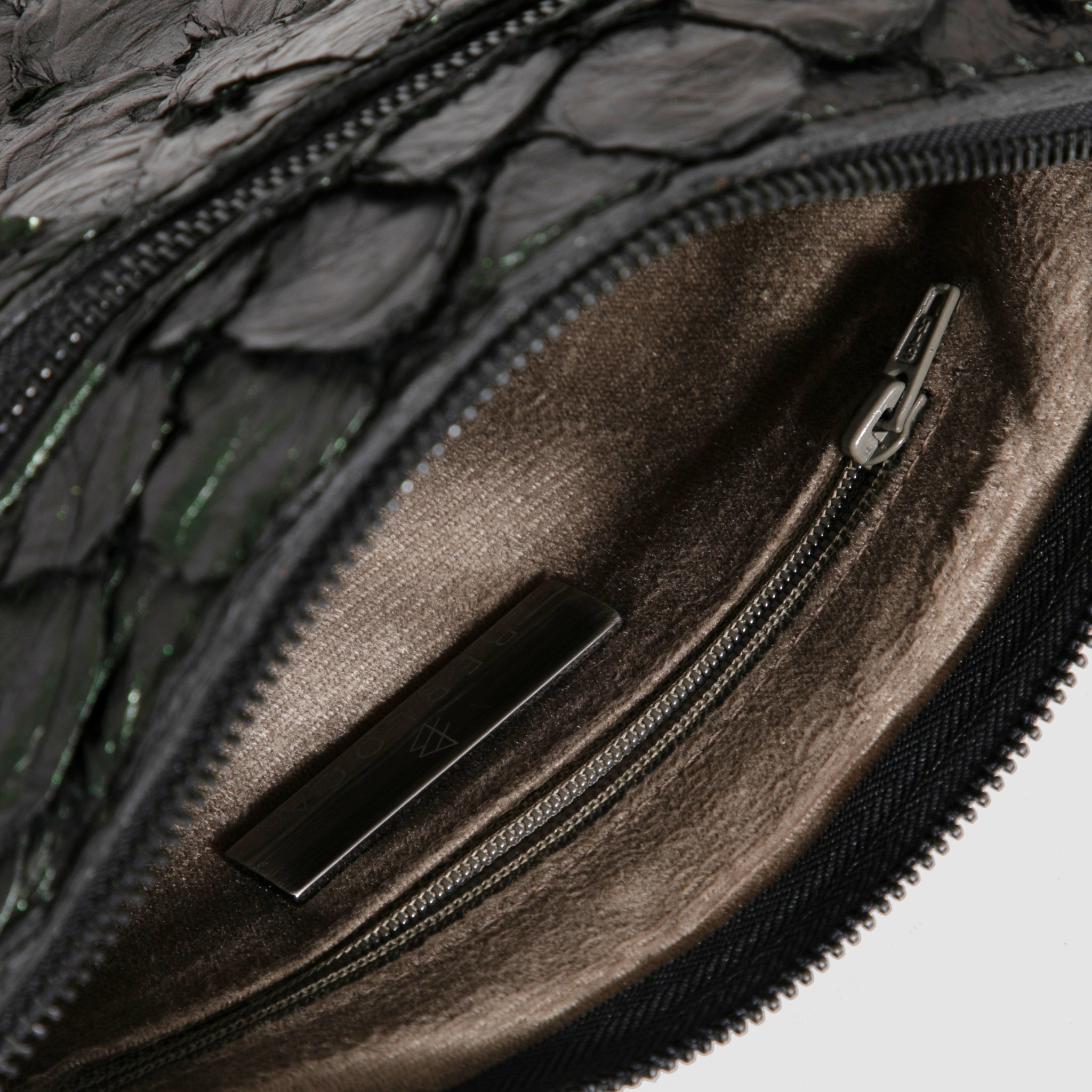 Bolsa Ingá Couro Pirarucu