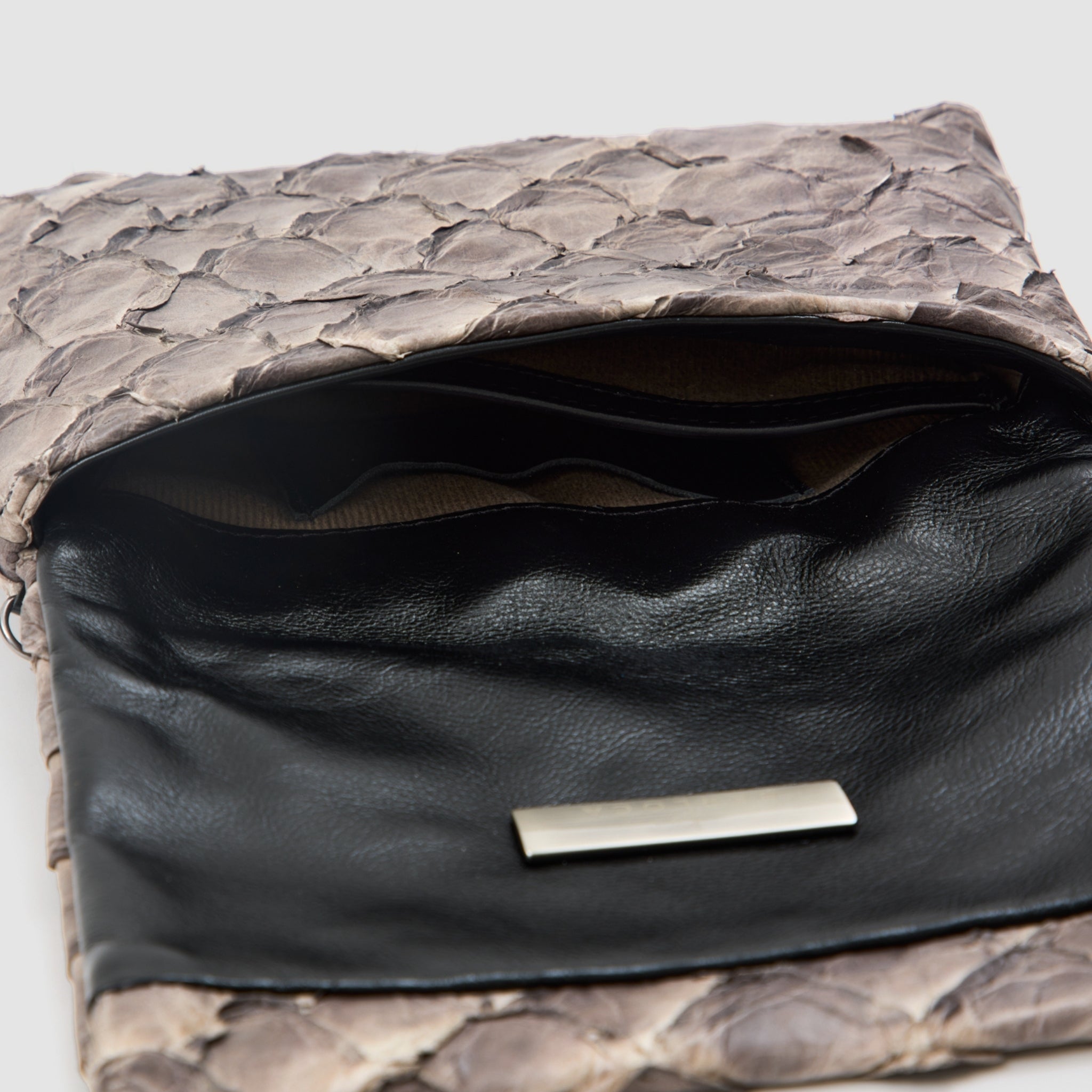Bolsa Pochete Tucumã Couro de Pirarucu