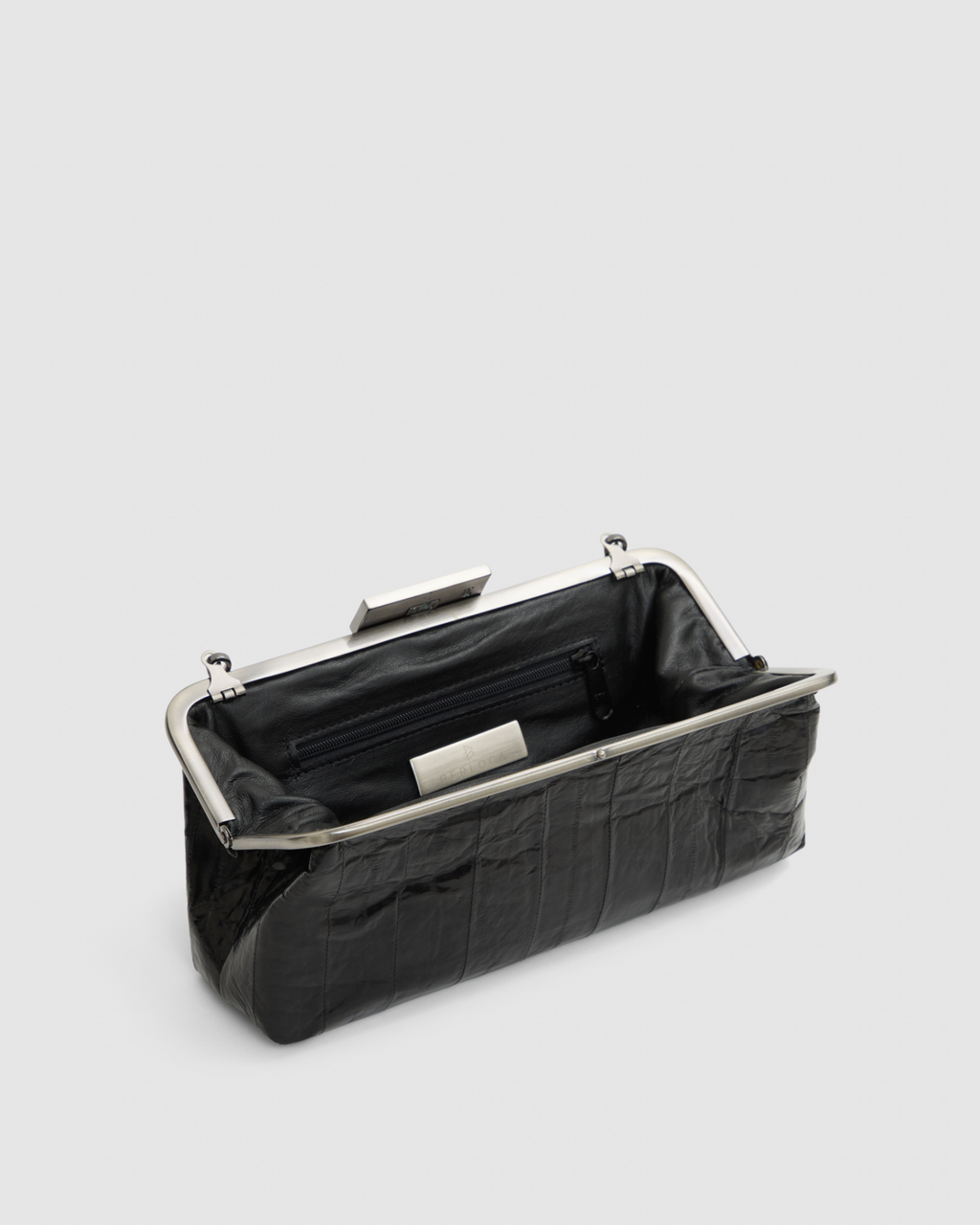 Clutch Potira Couro Enguia