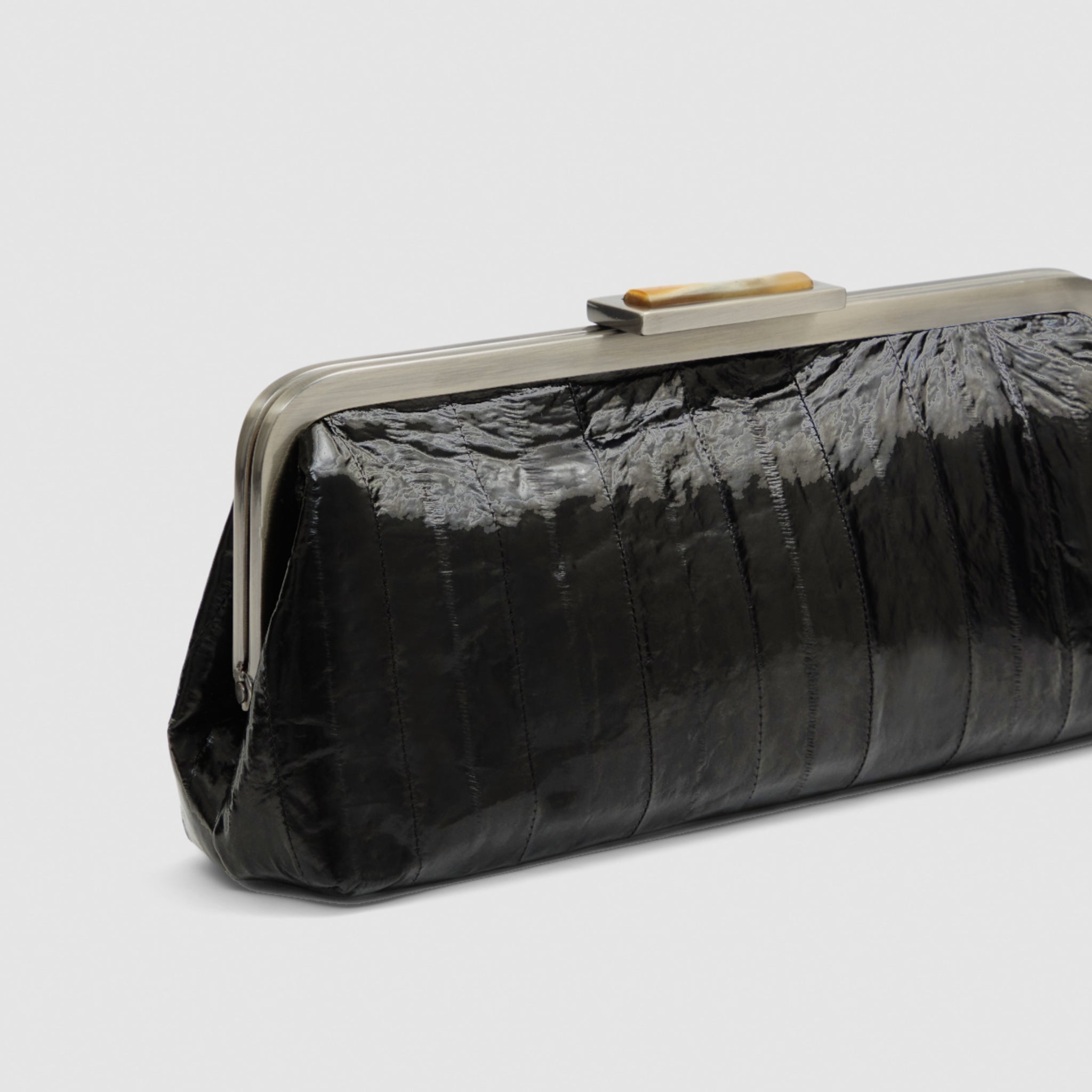 Clutch Potira Couro Enguia